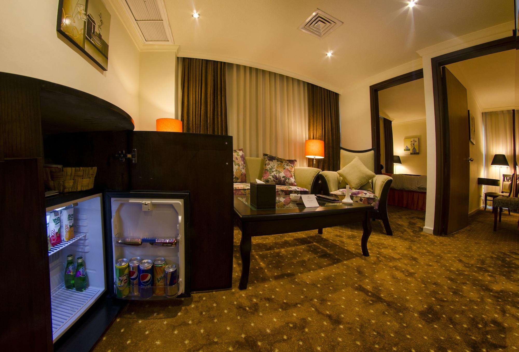 Meneur Hotel Амман Екстер'єр фото